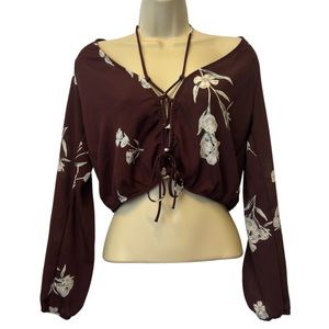 FashionNova Women’s Maroon Floral Crop Top